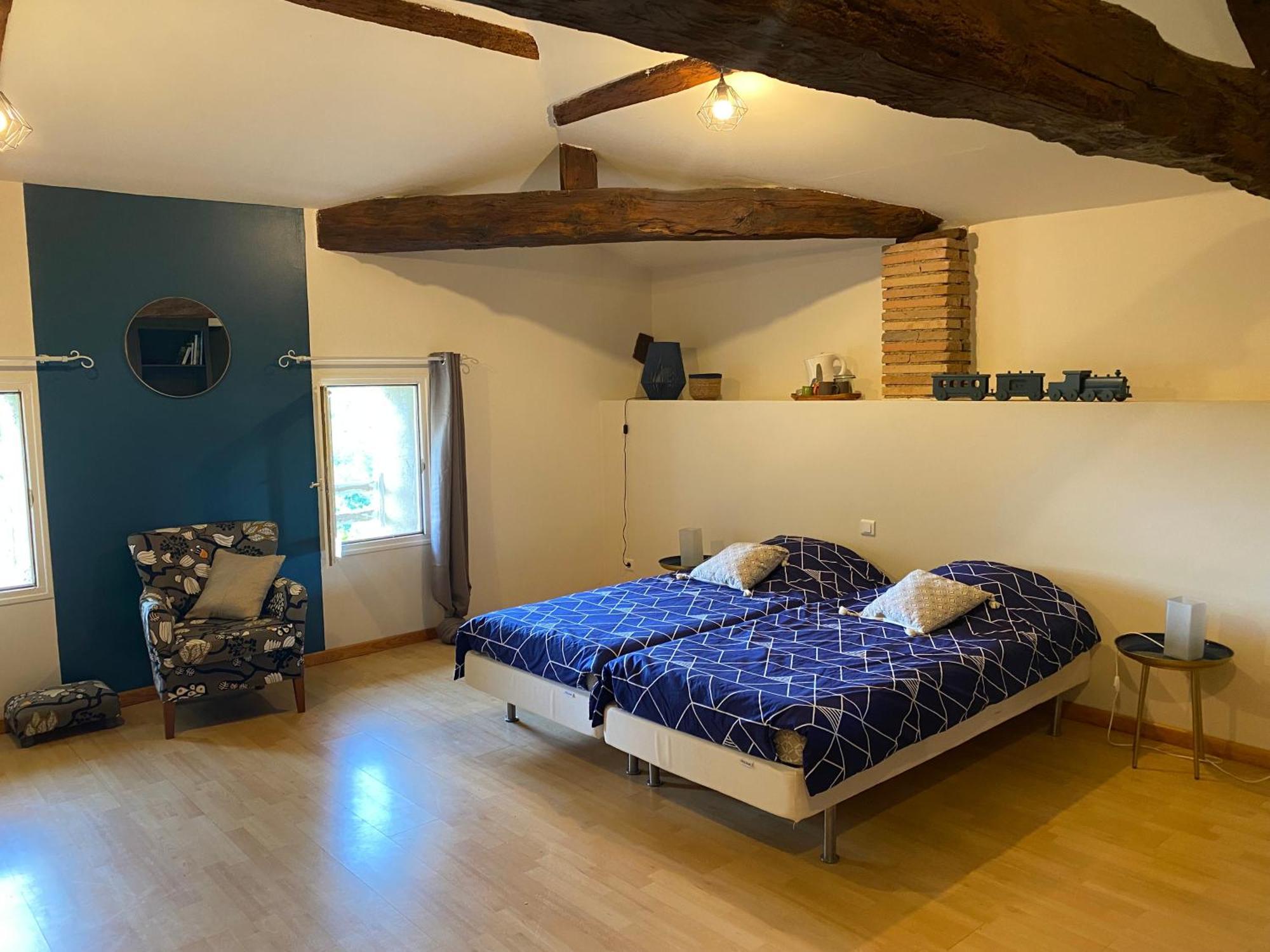 Bed and Breakfast Le Repaire De La Reveuse Saint-Frajou Экстерьер фото